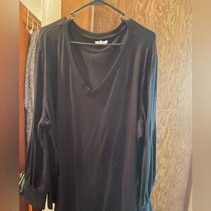 Maurices Black Long Sleeve V-Neck Top